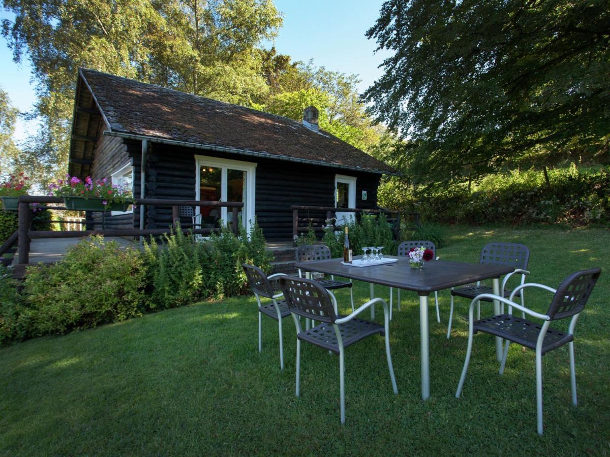 Open Wooden Chalet Built Against A Hill Francorchamps Eksteriør bilde